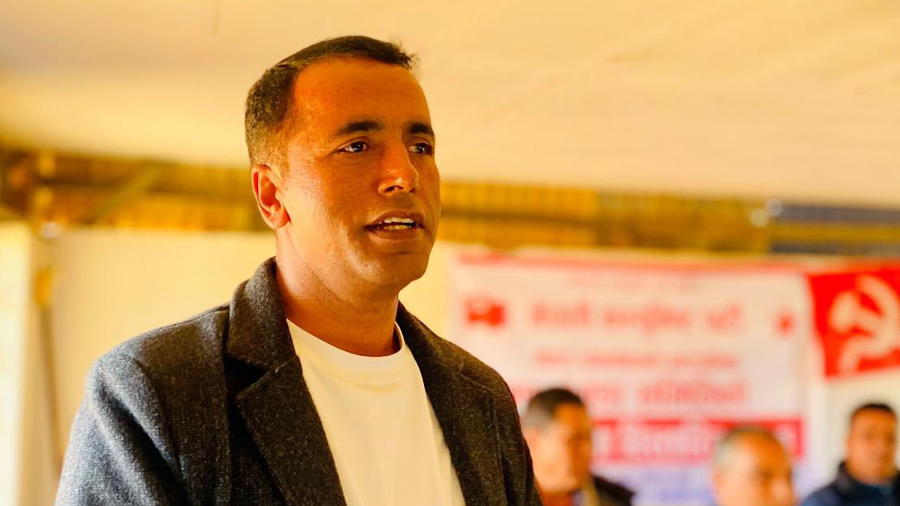 बागमती प्रदेश सांसद युवराज दुलालले दिए राजीनामा