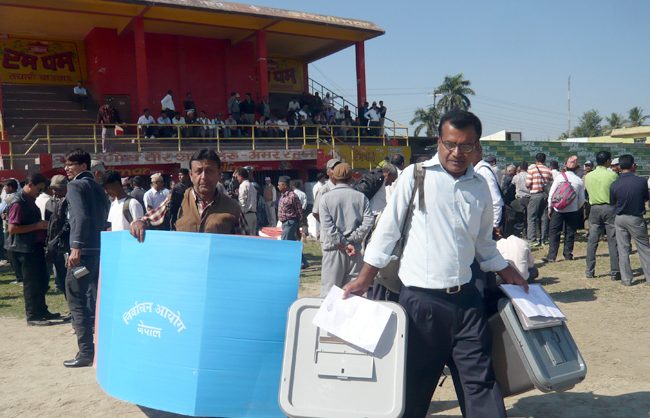 मतदानमा दुई लाख २१ हजार कर्मचारी खटाइने