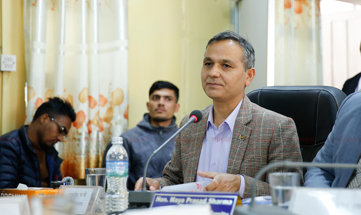 प्रहरीलाई नियन्त्रण होइन, सक्षम बनाउन चाहन्छौं : गृहमन्त्री