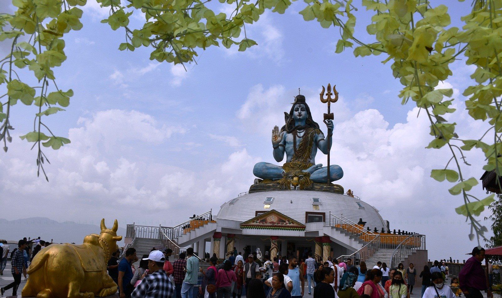 महादेवको विशाल मूर्ति बनेपछि पर्यटक उर्लिन थाल्यो पुम्दिकोटमा