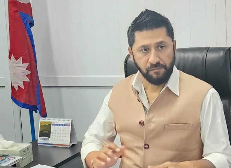 रास्वपा सभापति रवि चीन भ्रमणमा जाँदै
