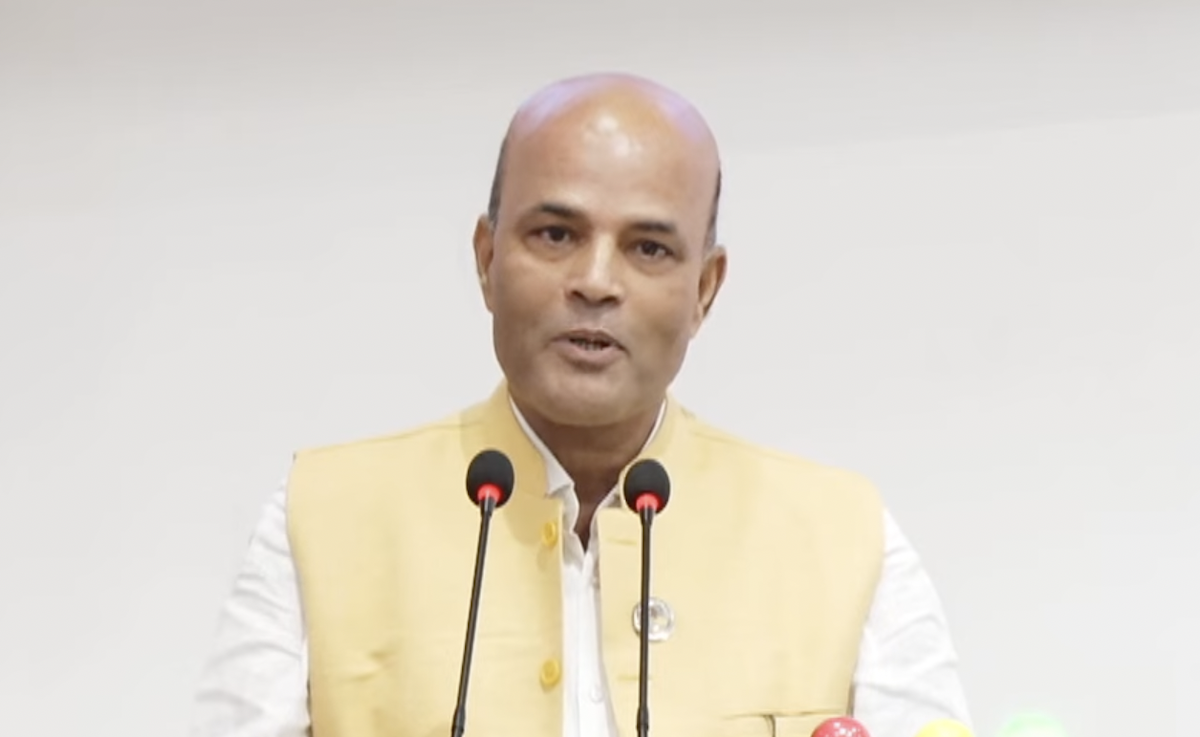 दुई तिहाइ हुँदैमा सरकारका सबै निर्णय सही हुँदैनन् : अमरेश सिंह
