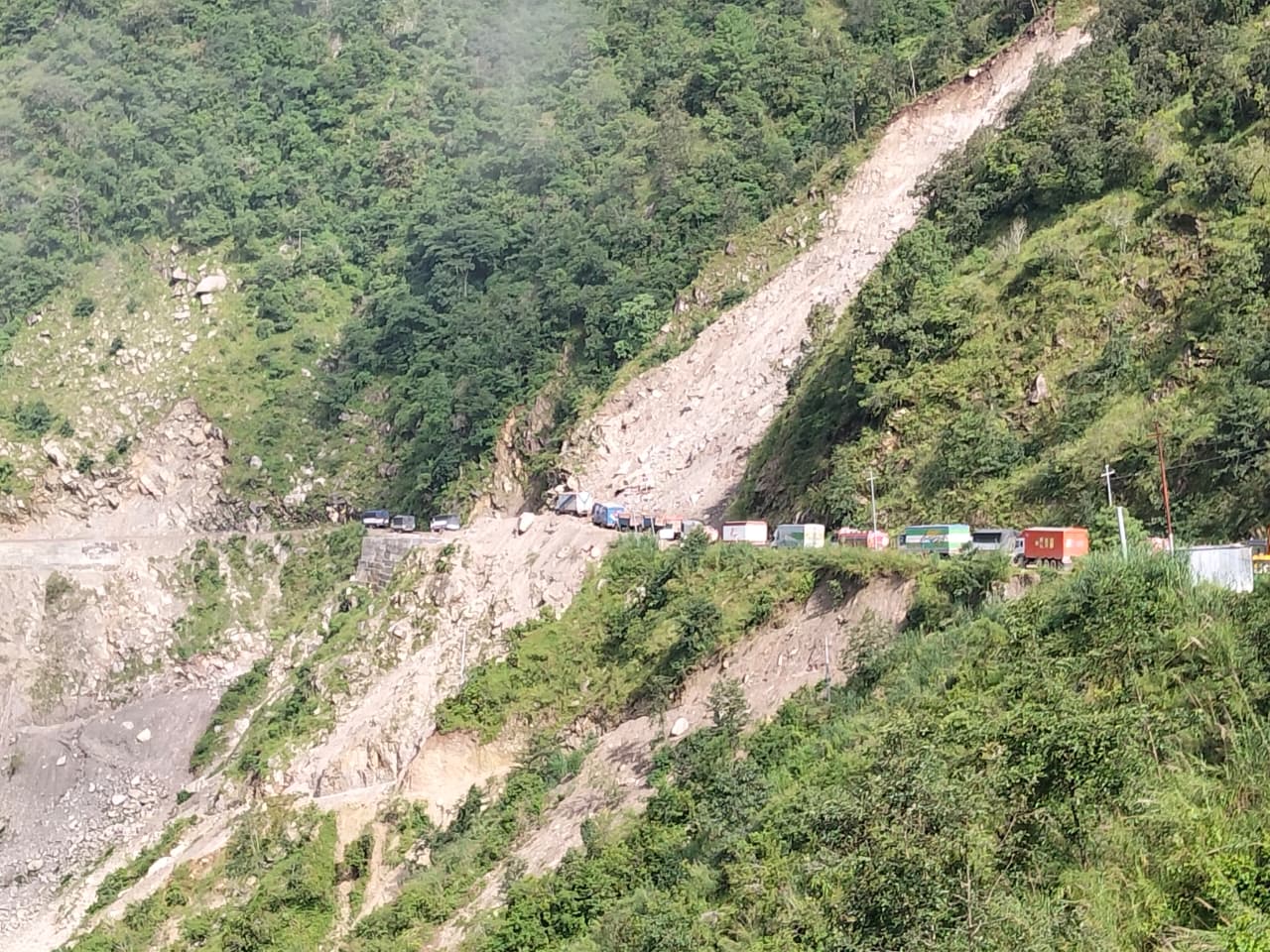 कान्ति राजमार्गमा दुई दिन रात्रिकालीन सवारी आवागमन बन्द